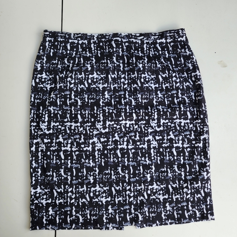 Michael Kors Womens Black White Stretchy Professional Carrier Pencil Skirt Sz 16